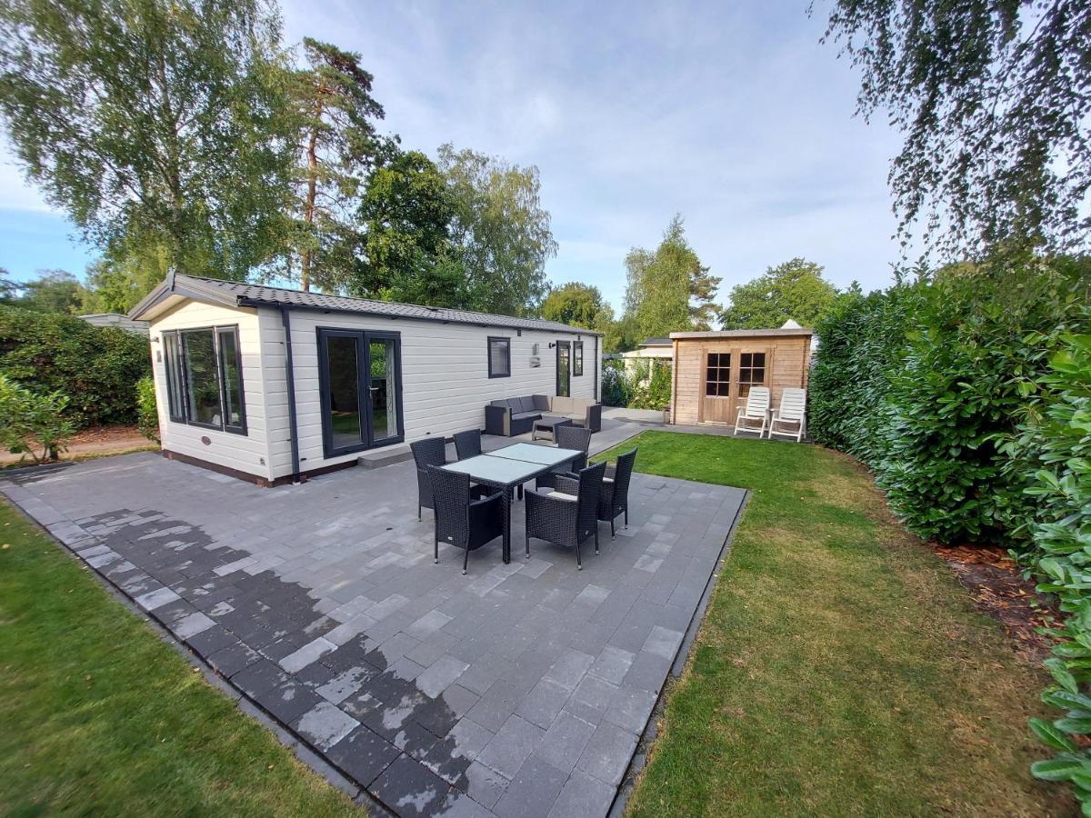 Chalet Wanama. Gelegen Op Het Vakantiepark Het Lierderholt Op De Veluwe. Villa Beekbergen Exterior photo